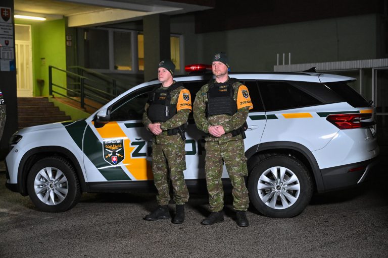 Do služby naprieč Slovenskom nastúpili prvé žandárske hliadky. Foto: Pavel Neubauer/TASR