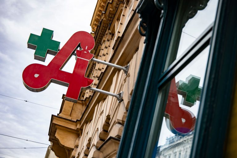 Symbolbild: Österreichs Apotheken. Foto:  by Emmanuele Contini/NurPhoto via Getty Images
