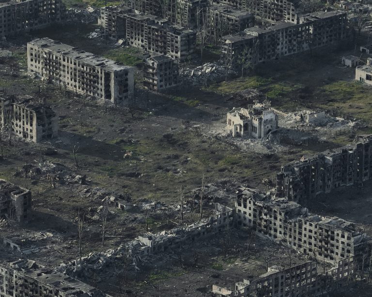 A destroyed and uninhabitable city in Ukraine. Photo: Kostiantyn Liberov/Libkos/Getty Images