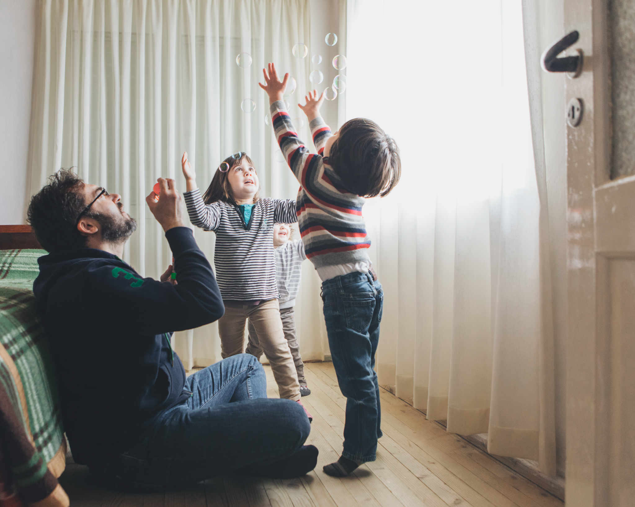 Ako ovplyvňujú pôrodnosť ceny nehnuteľností