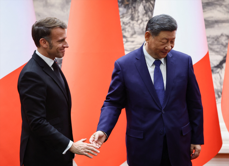 Xi Jinping urged Paris to maintain geopolitical independence