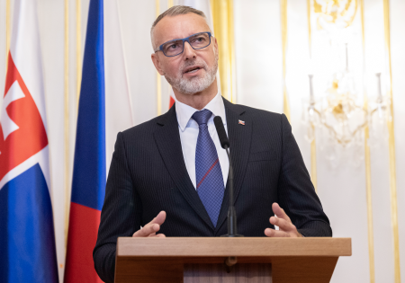 Raši naznačil zhodu v zmene dĺžky mandátu komunálnych politikov