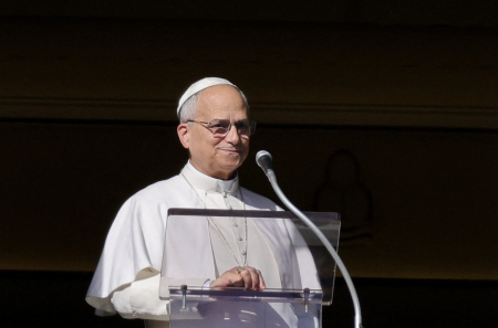 Odzbrojený mier je odpoveďou na militarizovaný svet, vyhlásil Lev XIV.