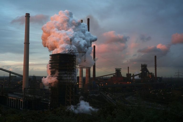 Industrie-Desaster: Stahl-Riese Thyssenkrupp baut 11.000 Arbeitsplätze ab