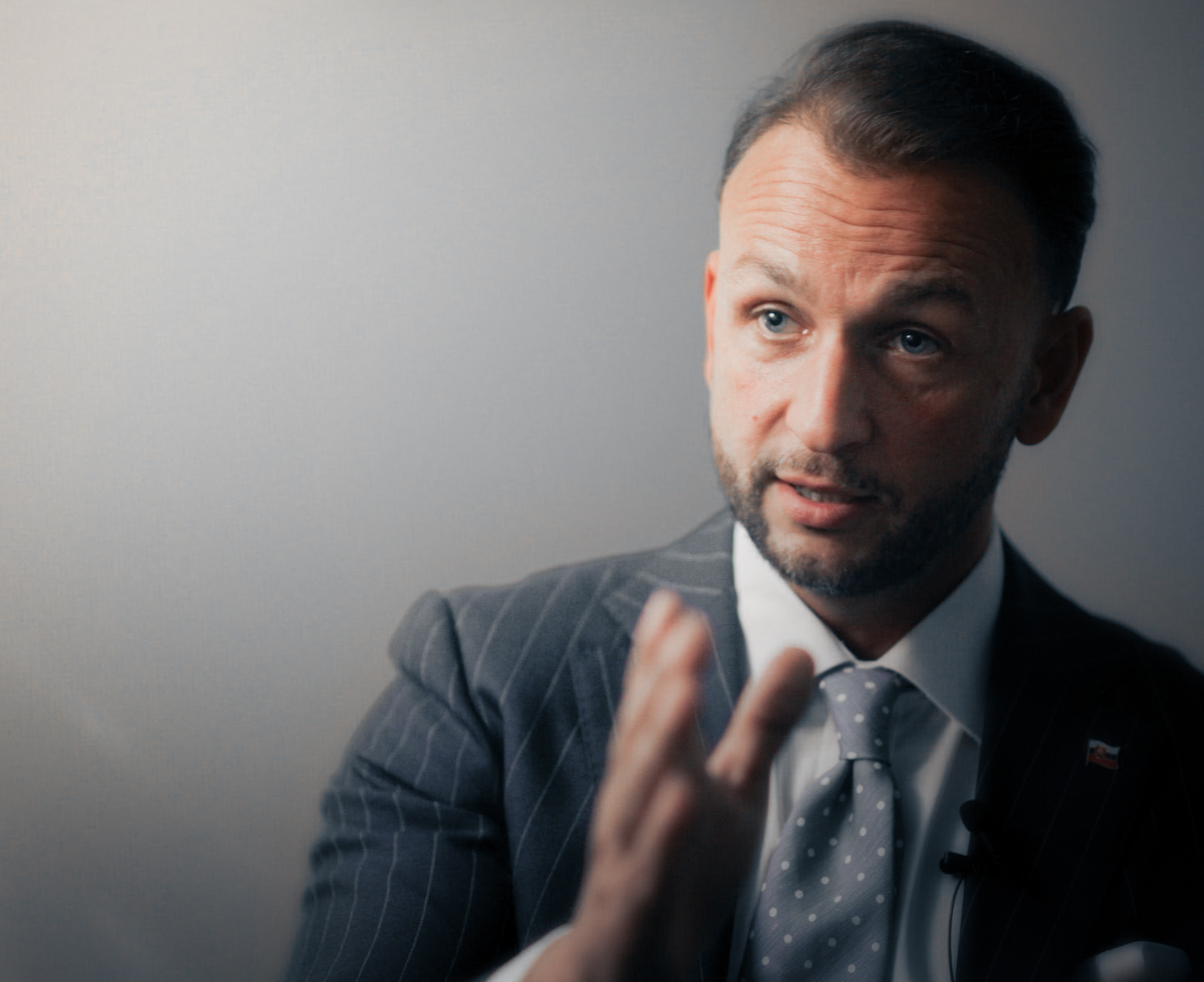 Koalícia sa porátala s čurillovcami a úradom proti korupcii. Opozícia hovorí o pomste