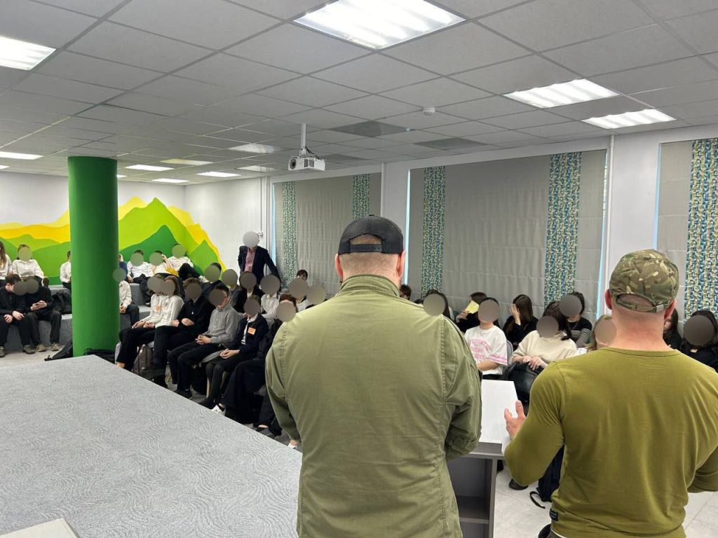 Alexej Miľčakov v škole. Foto: Rusič/Telegram