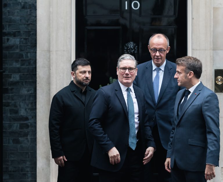 Volodymyr Zelenskyj, Keir Starmer, Friedrich Merz a Emmanuel Marcon. Foto: Wiktor Szymanowicz/Future Publishing via Getty Images