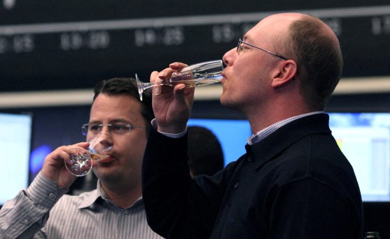 Trump scraps US recommendation on daily alcohol intake, advises "drink less"