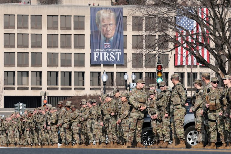 USA údajne plánujú vyslať ďalšie tisíce vojakov na Blízky východ