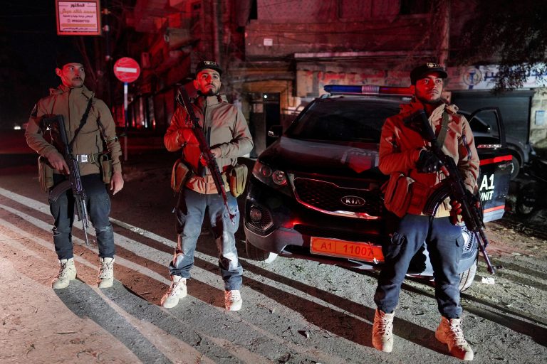 Kurdish fighters leave Aleppo, Syria, after days of clashes