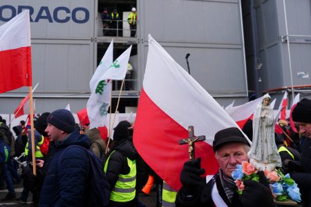 Prosecutors investigate Polish teacher who threw a cross in the trash