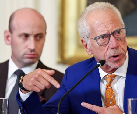 Trumpov tím: Dánsko zlyhalo, kontrola Grónska nie je férová