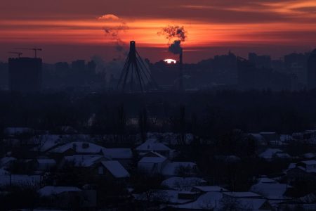 More than a thousand homes in Kiev are without heating, with temperatures falling below -12 °C