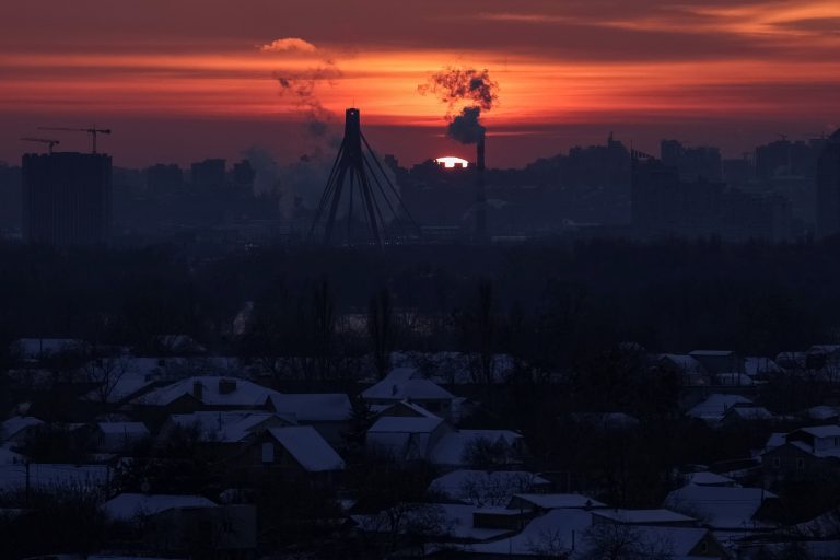 More than a thousand homes in Kiev are without heating, with temperatures falling below -12 °C