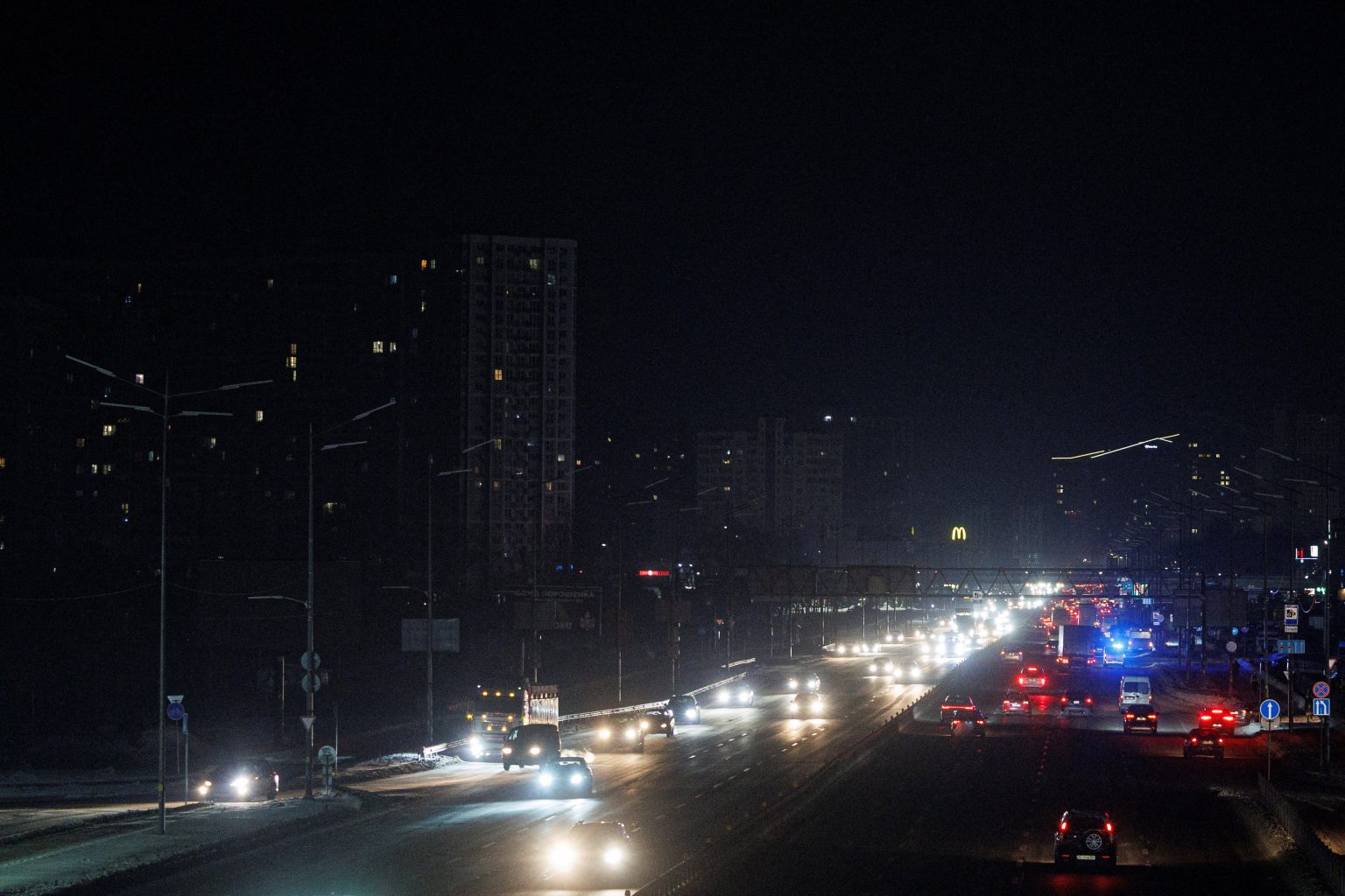Blackout in Kyiv. Photo: Valentyn Ogirenko/Reuters