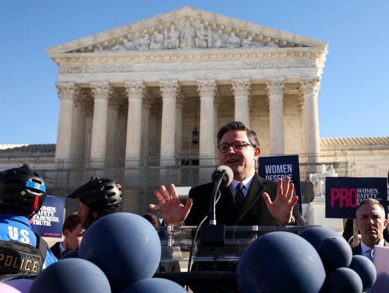 US Supreme Court rules in favor of banning transgender people from women's sports