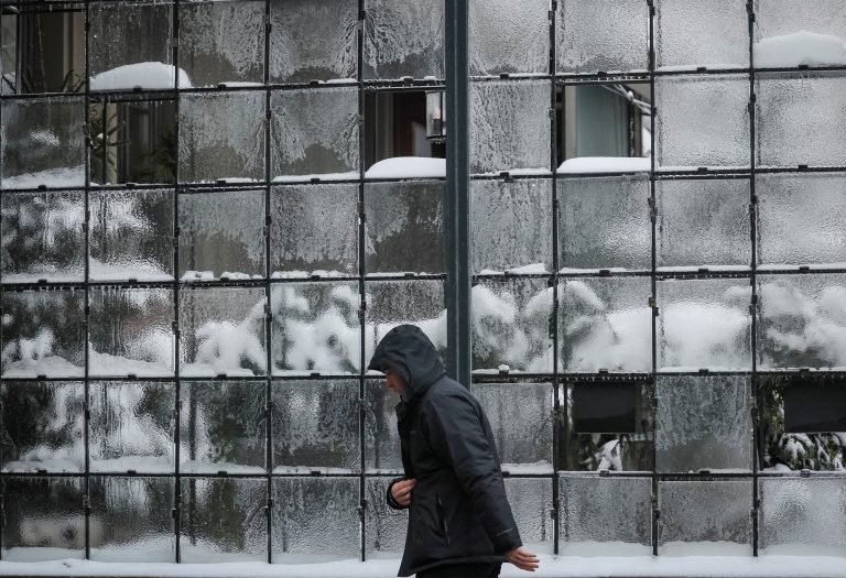 Rusko zasiahlo päť regiónov, Kyjev hovorí o humanitárnej hrozbe