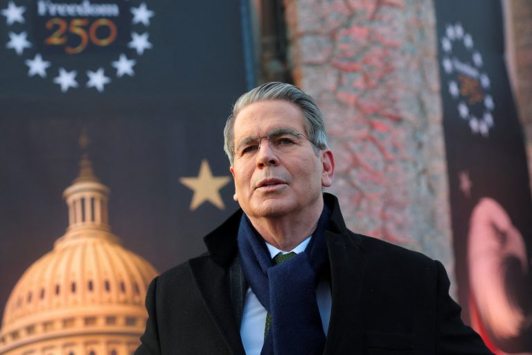 The US is considering lifting tariffs on India after a decline in Russian oil imports