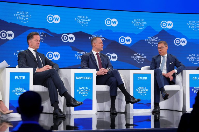 Mark Rutte, Karol Nawrocki and Alexander Stubb. Foto: Denis Balibouse/Reuters