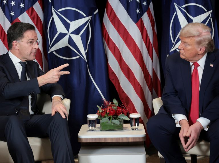 USA sú pripravené rokovať s Iránom, ak prejaví záujem