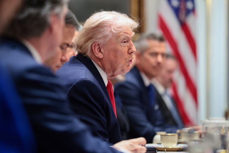 Trump: India will buy Venezuelan oil. Instead of Iranian oil.