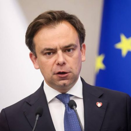 Polish minister: Joining the eurozone is not our priority at this time