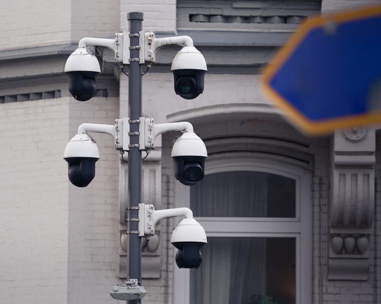 Überwachungskameras wie diese sind in Österreich noch selten. Ändert sich das bald?Foto: Marcus Brandt/picture alliance via Getty Images