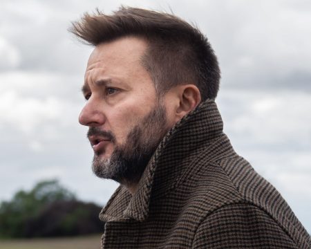 Vallo chystá zmeny v parkovaní aj MHD. Sľubuje väčšiu toleranciu a nižšie pokuty