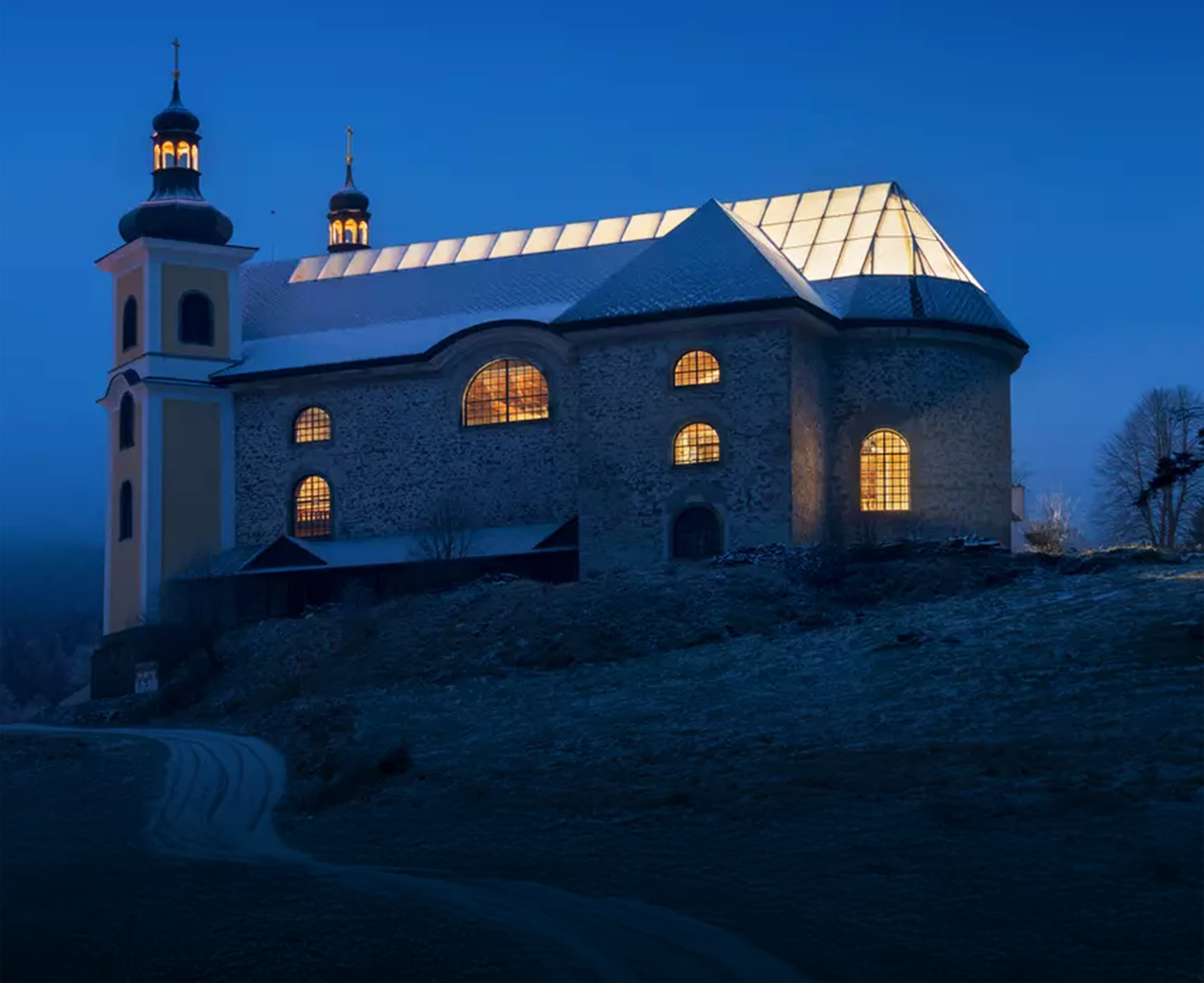 Svadba dvoch mužov v katolíckom kostole? Čo sa naozaj stalo v Neratove