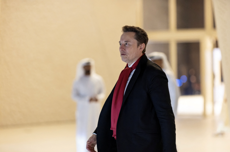 Thought-controlled devices. Musk reports implant production