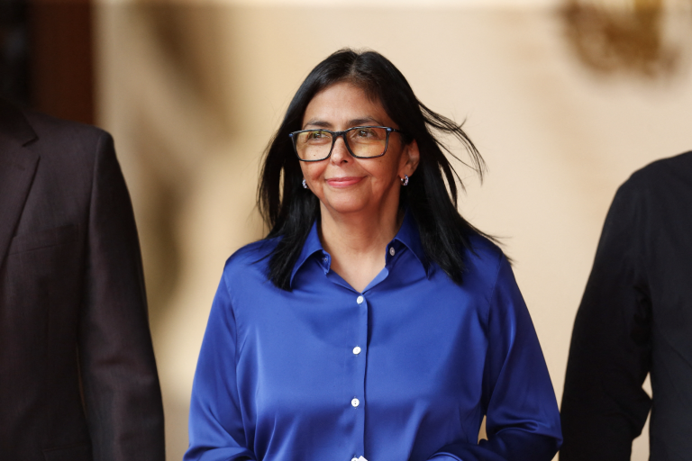 US lifts sanctions on Venezuela’s interim president