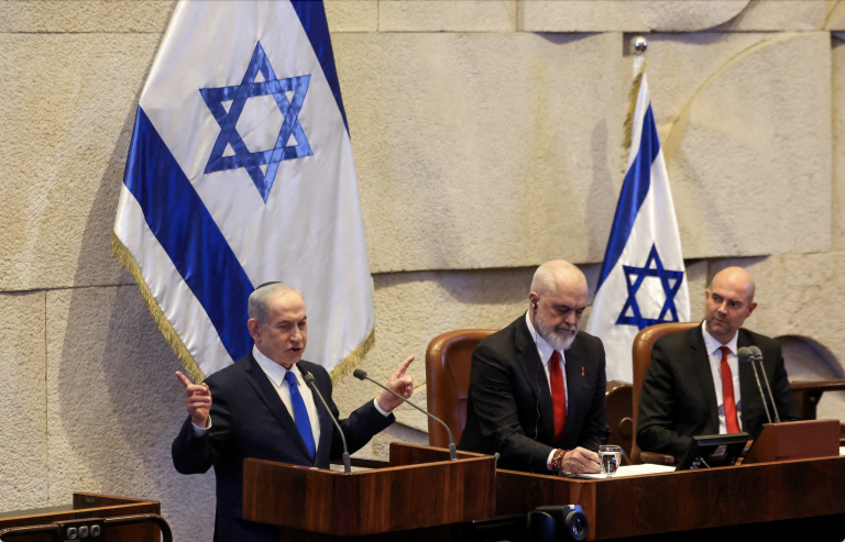 Izrael chce novú dohodu s USA, zvažuje menej amerických dotácií