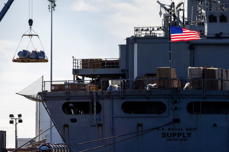 American destroyer arrives in the Middle East