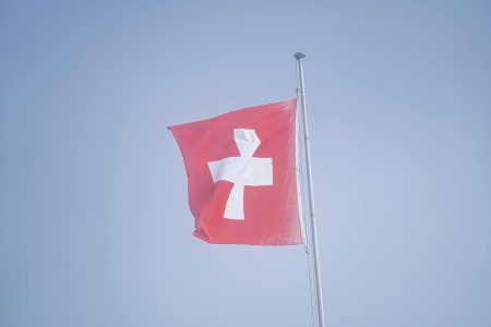 Swiss manufacturing growth distorted by delivery delays
