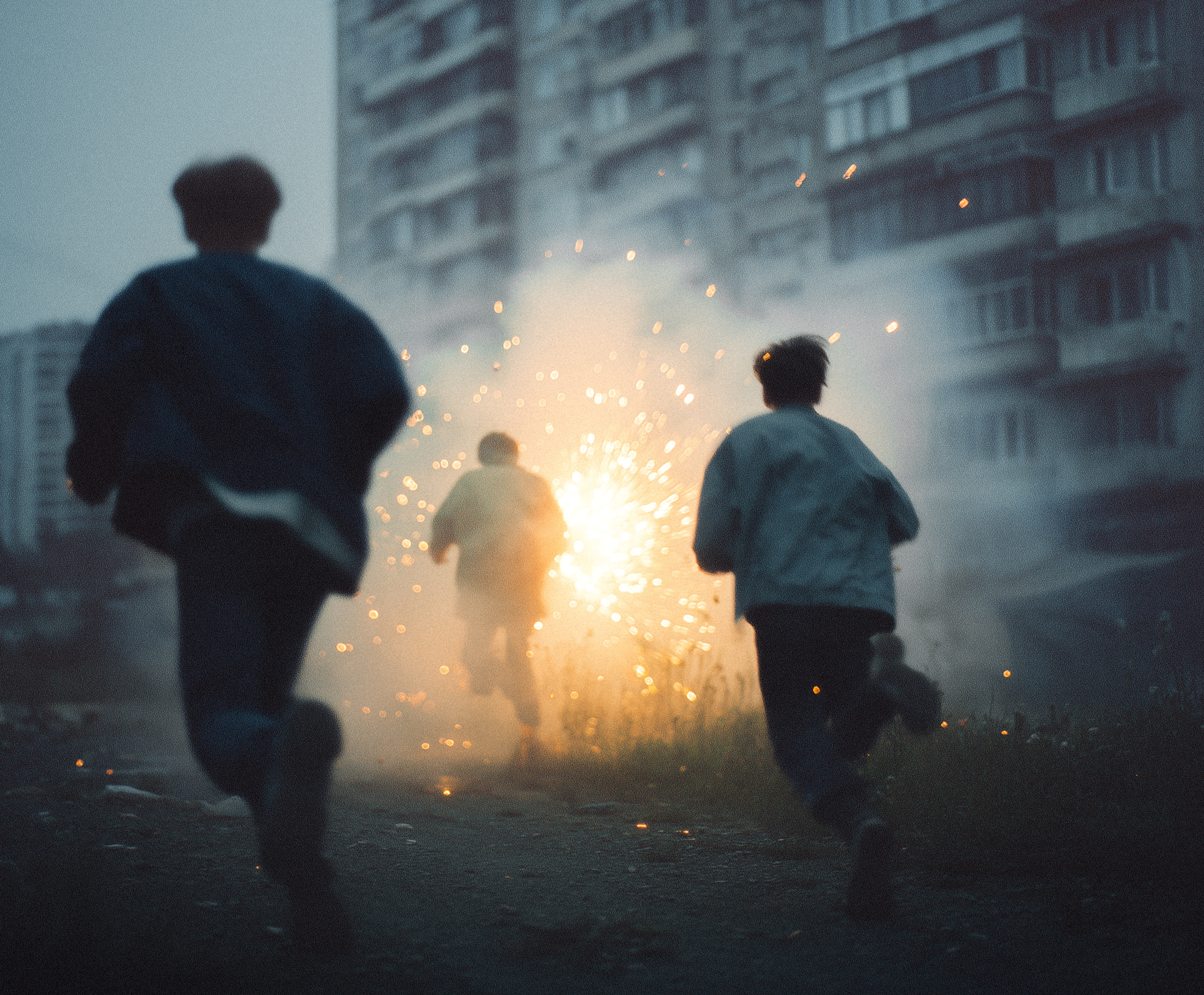 Výtržnosti detí počas prázdnin: petardy, vulgarizmy a strach obyvateľov