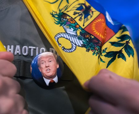 Trumpovo „Absolútne odhodlanie“, únos Madura a Chávezov hrob terčom bomby