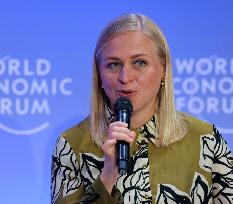 No "Article 5," Finland warns US regarding Ukraine