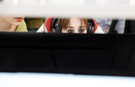 Microsoft: AI nahradí väčšinu kancelárskych profesií do 18 mesiacov