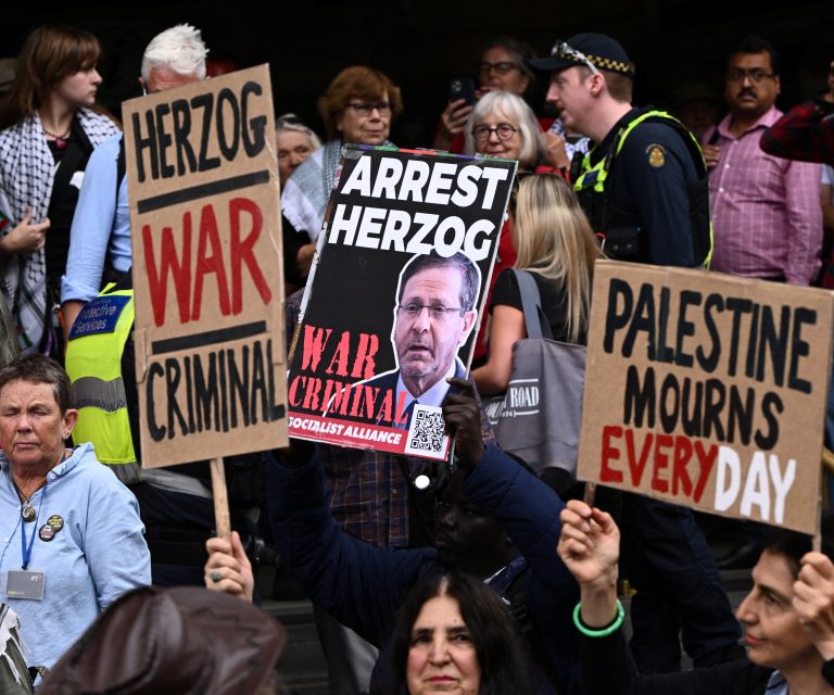 Návšteva izraelského prezidenta v Austrálii vyvolala protesty