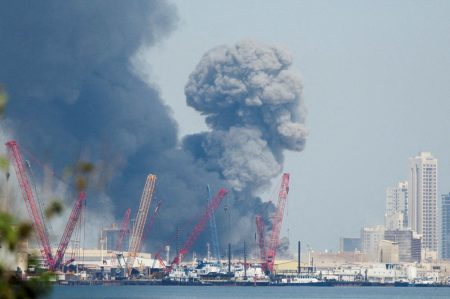 Iran attacks US bases in Qatar and Bahrain