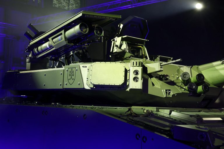 Bojové vozidlá CV90 budeme garážovať v špecifických podmienkach