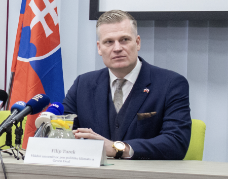 Turek má pripravenú žalobu na prezidenta Pavla, zatiaľ ju nepodá