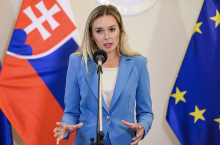 Mimovládky žiadajú odchod Zacharovej z funkcie