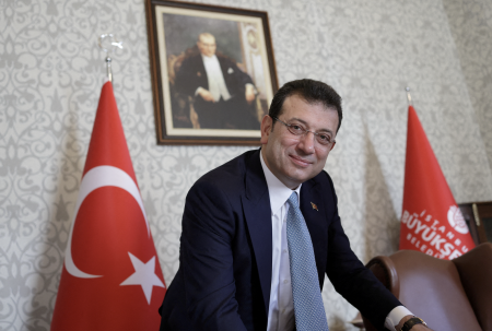 Imamoglu calls on Erdogan from prison to hold early elections