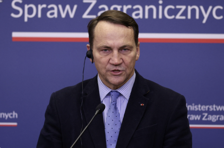 Sikorski: Poland's trust in the US has fallen