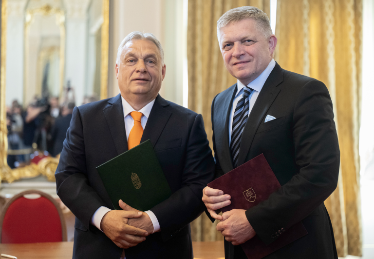 Fico vyzdvihol Orbána ako bojovníka za suverenitu