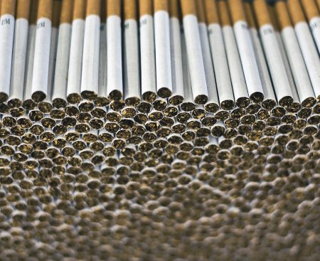 Na Slovensku platia od 1. februára zvýšené dane na cigarety a tabakové výrobky