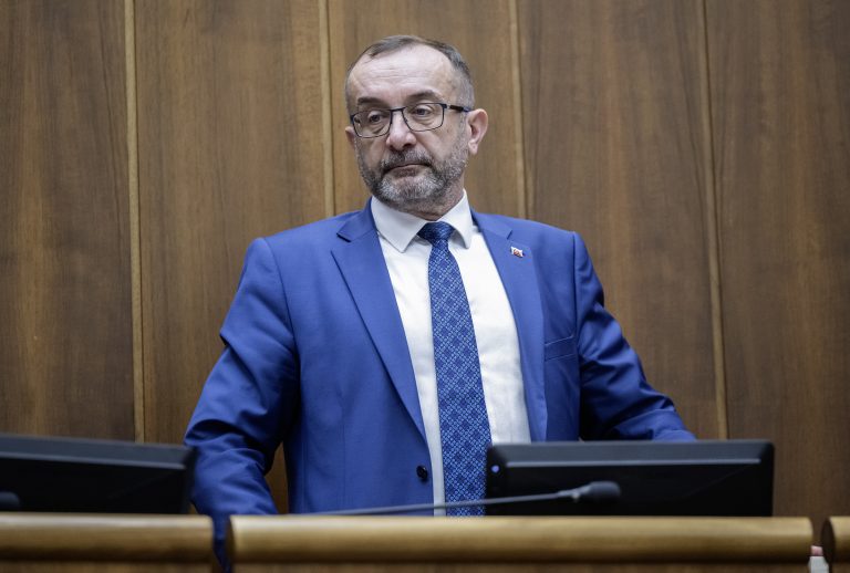 Puci: EÚ nás tlačí, aby sme zrušili zákon o ochrane oznamovateľov