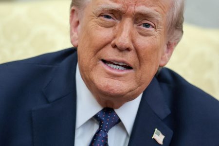 The US will sever trade relations with Spain, says Trump