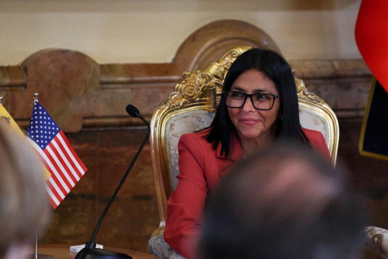 Trump chváli Rodríguezovú. Tvrdí, že z Venezuely prúdi ropa